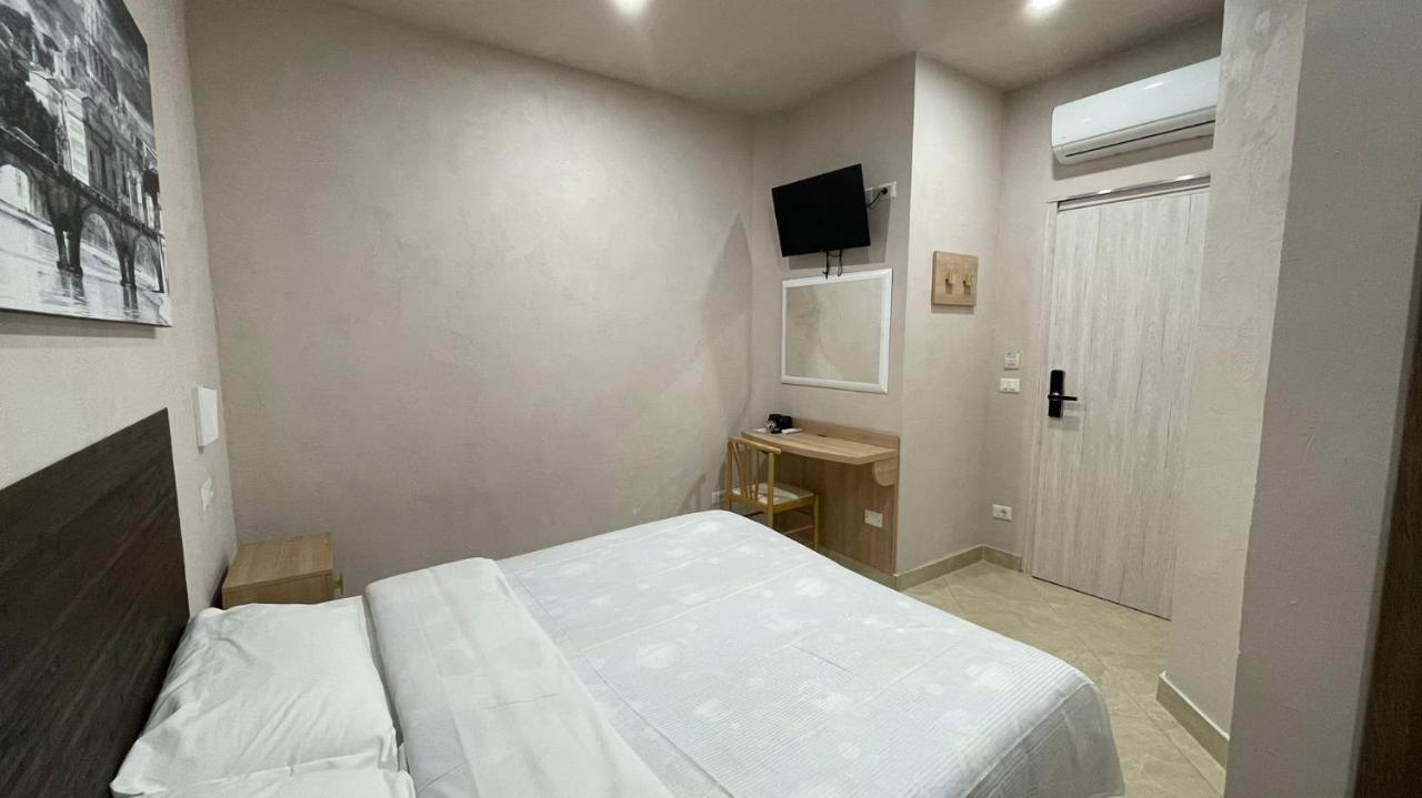 Spqr Suite Rome Exterior photo